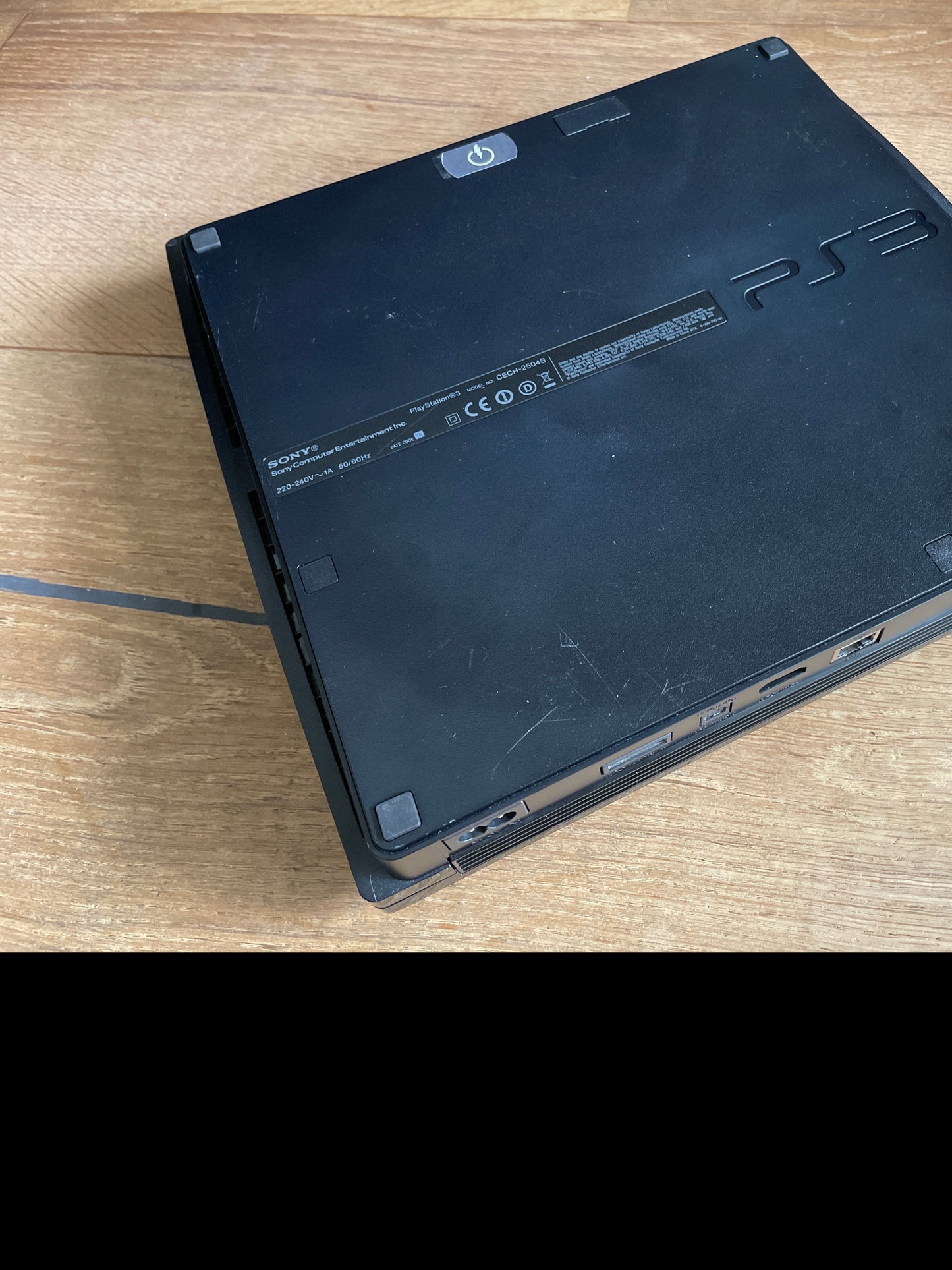 PlayStation 3 - CECH-2504B