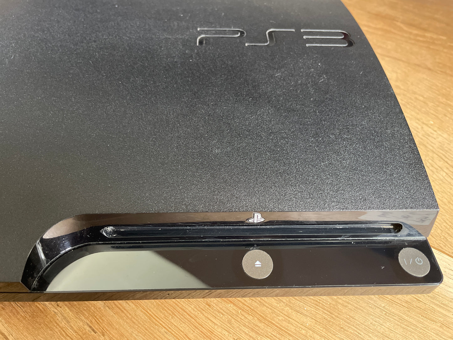 PlayStation 3 - CECH-2504B