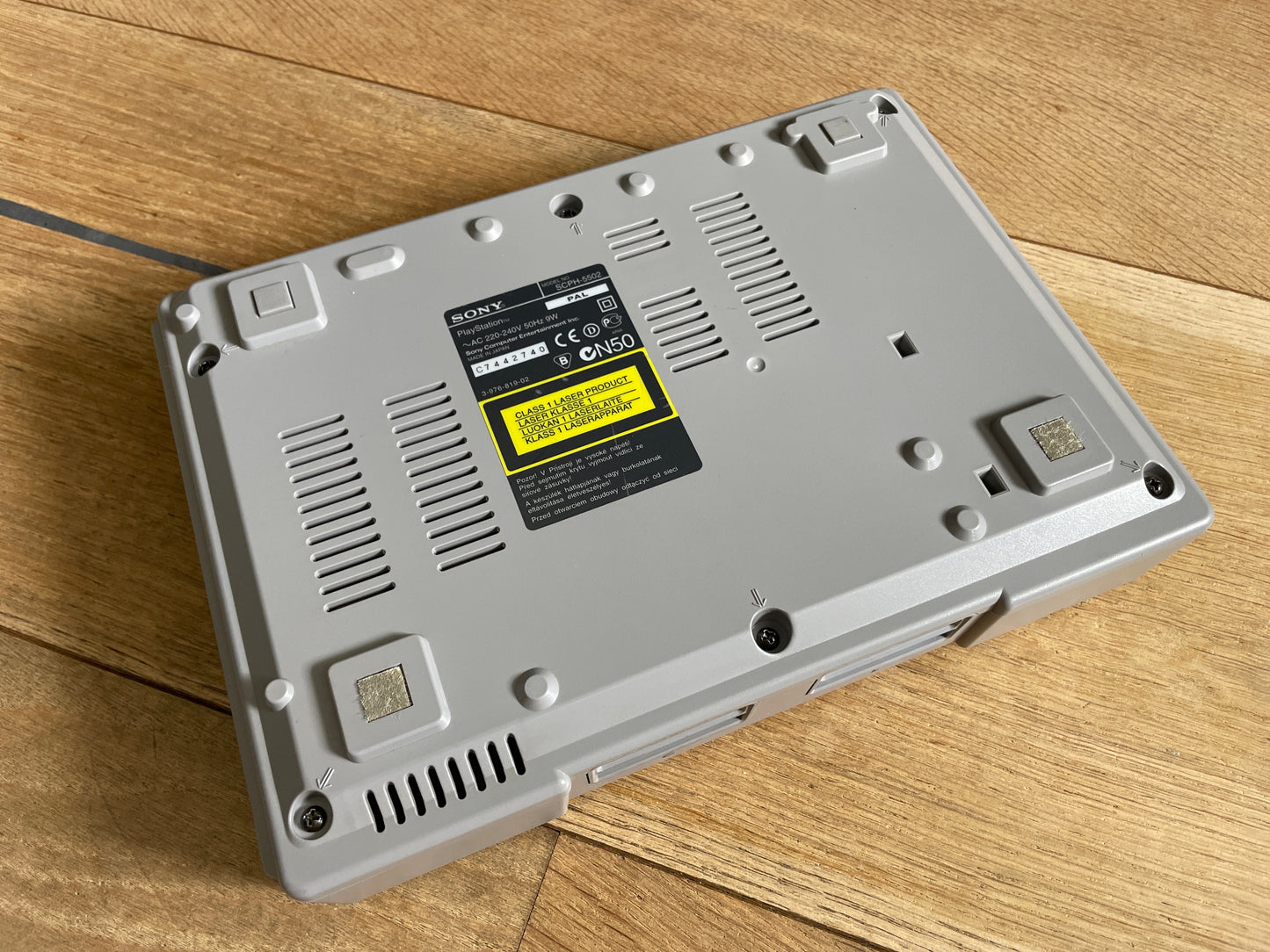 PlayStation 1 - SCPH-5502