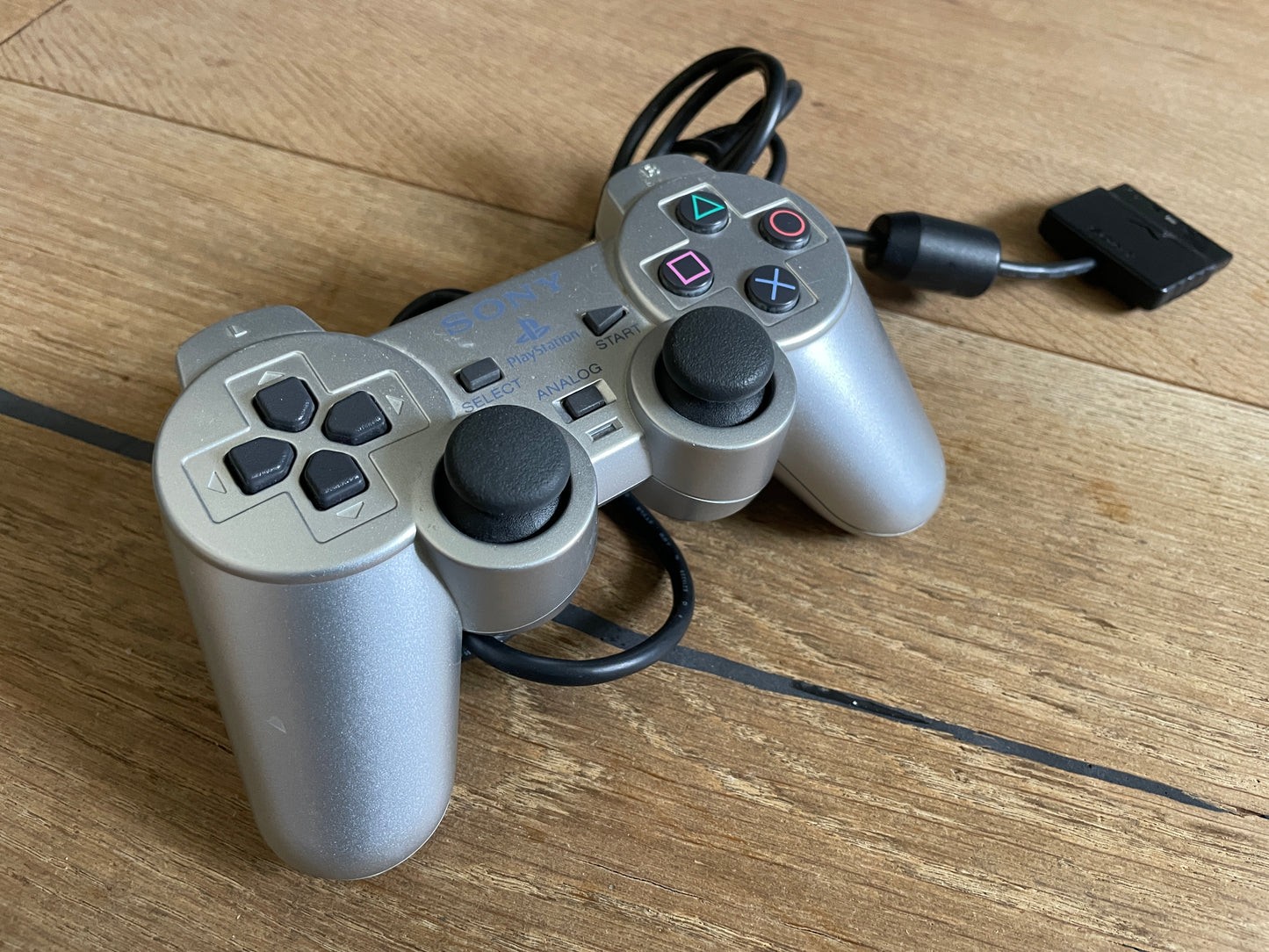 PlayStation 2 controller